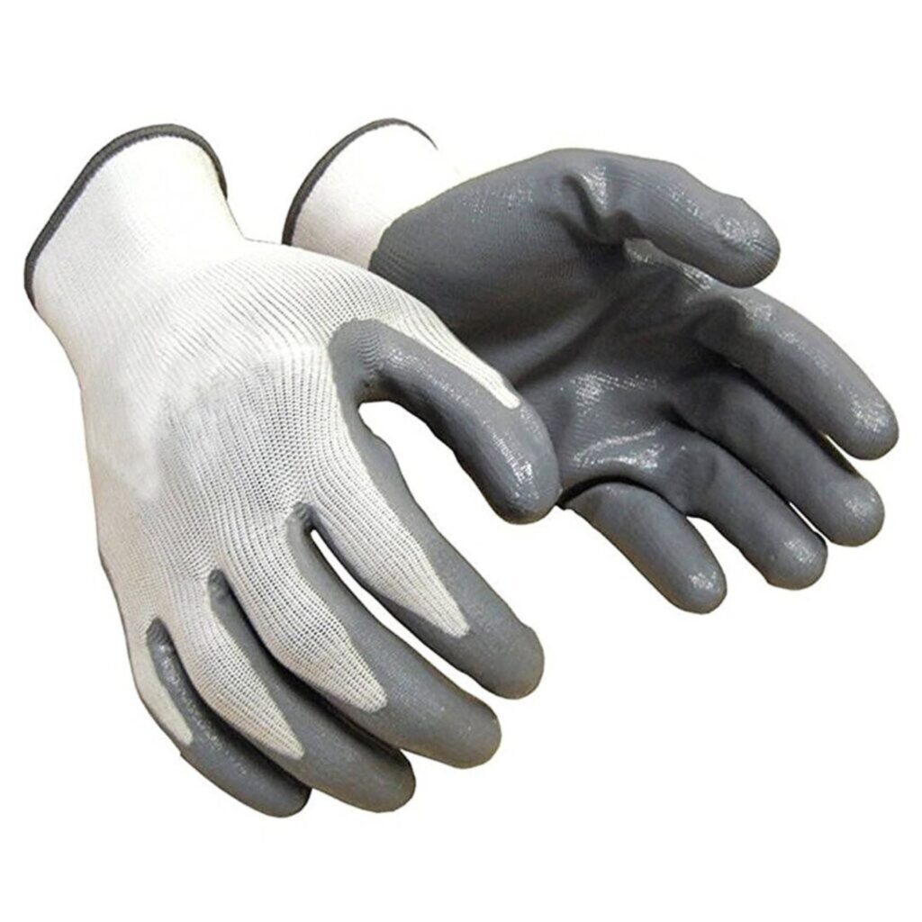 Extremely durable, these Nylon Safety Hand Gloves would fit your hand very well